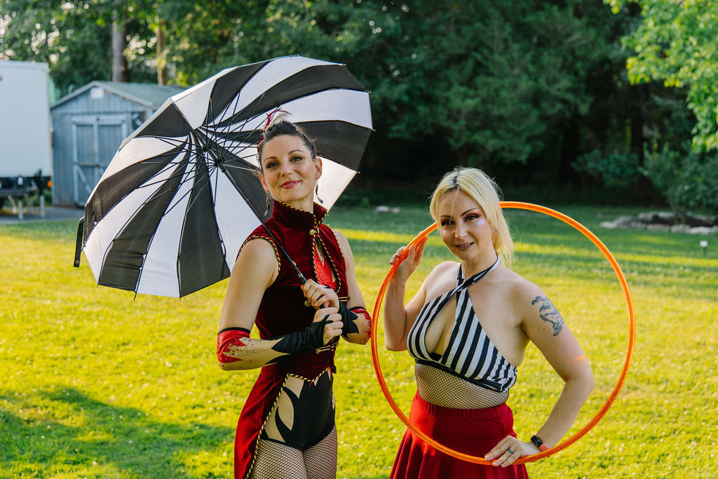 Circus Performers CIRQUE-TACULAR PRODUCTIONS, INC.